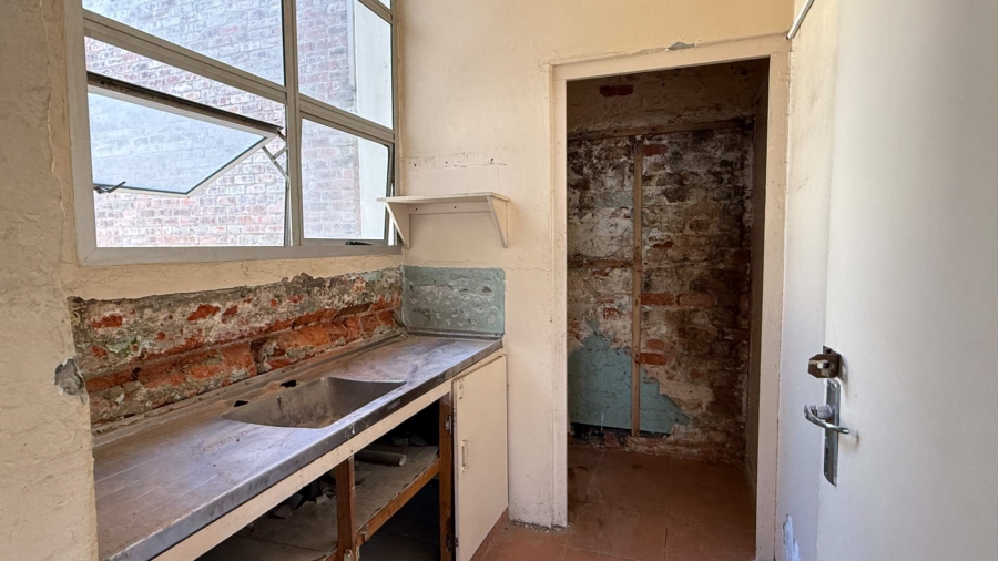 To Let commercial Property for Rent in Gardens Western Cape